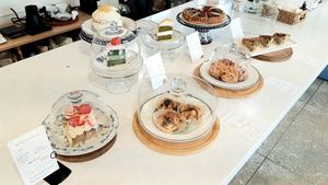 display of baked goods at Wholesome 홀썸 in Seoul