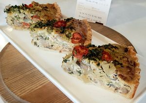 Tempeh & roasted vegetable quiche at Wholesome 홀썸 in Seoul