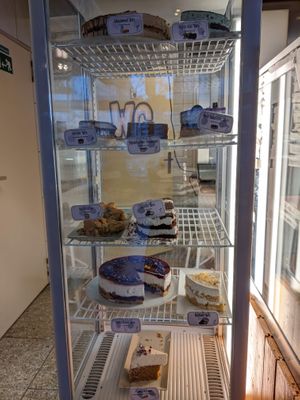 Selection of cakes at Café Rotkehlchen - Merowingerstraße. at Café Rotkehlchen - Merowingerstraße in Cologne