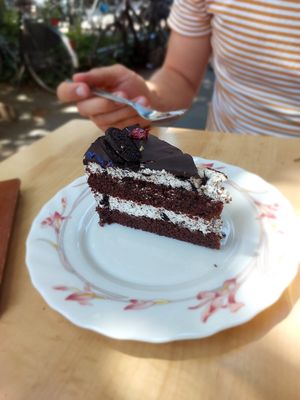 Oreo cake at Café Rotkehlchen - Merowingerstraße in Cologne
