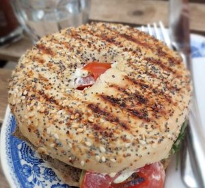 Tuna Bagel at Café Rotkehlchen - Merowingerstraße in Cologne