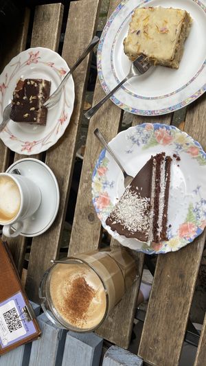   at Café Rotkehlchen - Merowingerstraße in Cologne