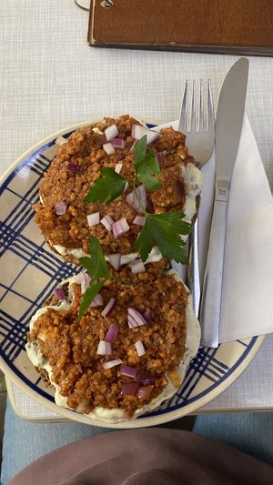   at Café Rotkehlchen - Merowingerstraße in Cologne