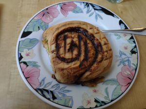 Cinnamon roll at Café Rotkehlchen - Merowingerstraße in Cologne