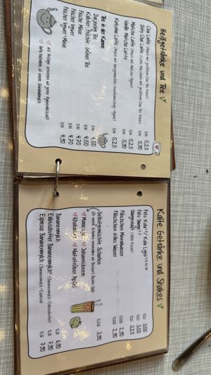   at Café Rotkehlchen - Merowingerstraße in Cologne