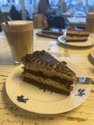 Chocolate cake is the most tasty  at Café Rotkehlchen - Merowingerstraße in Cologne