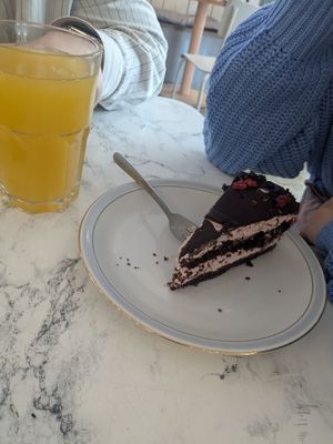  at Café Rotkehlchen - Merowingerstraße in Cologne