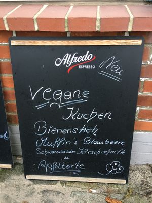 Lecker Kuchen ! at Oma's Kaffeestuuv in Schoenberg