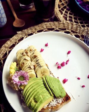 Avocado Banana Peanut butter Toast  #Veganuary at Nora's Cafe in Phu Quoc