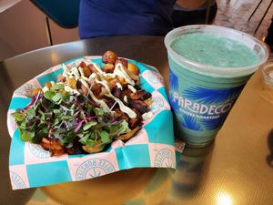 Potato kimchi and Paradise smoothie at Paradeco Coffee Roasters in St Petersburg