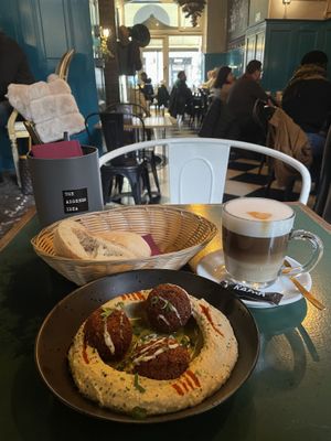  #Veganuary at KAFKA Hummus Café  in Prague