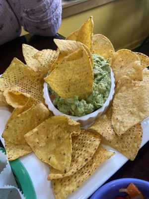 Chips and guac at Quesadilla La Reina Del Sur in Chicago