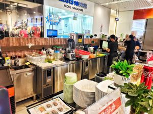 Preparing at Veggie House 一芳 - Tai Seng in Central Singapore