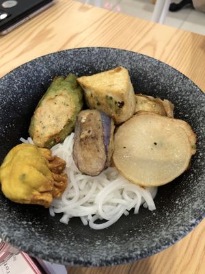 Ytf dry  at Veggie House 一芳 - Tai Seng in Central Singapore