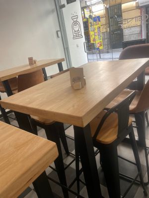  at L'Origine in Madrid