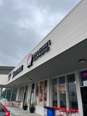 Storefront at Ben & Esther's Vegan Jewish Deli in San Diego