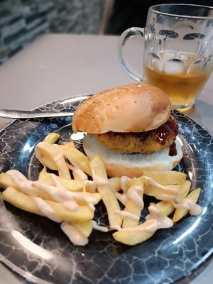  at La Peke in Granada