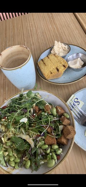 Almond latte, vegan caesar and corn bread (sadly, they don't have corn bread anymore)  at Fresh Sherway in Toronto