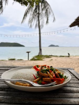  at Colorful Hut in Koh Phangan