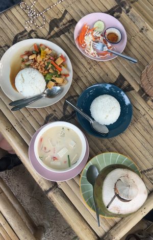 Fried cashew nuts & coconut soup   at Colorful Hut in Koh Phangan