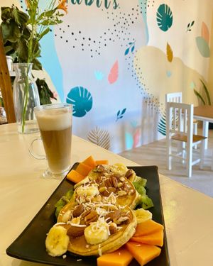 Vegan hot cakes de avena   at Habits in Holbox