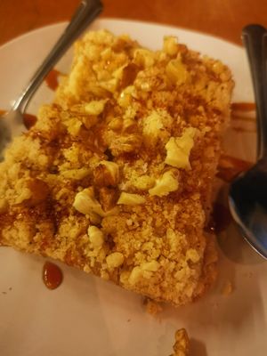 Vegan Apple crumble at Habits in Holbox