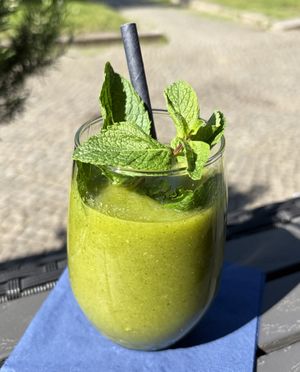 the green!  at Café Milchmädchen in Dresden
