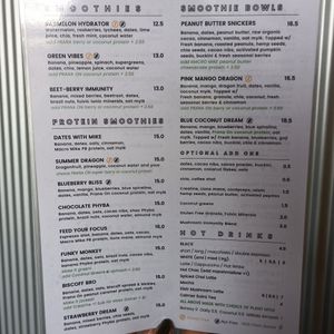 Menu at Earth to Body Cafe in Croydon