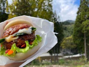 Ganmo burger   at Father's Ganko Tofu - 親父のガンコとうふ in Sagara