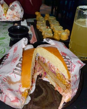 Burger “dale color"  at Vegan Street Bar - Yasai Bar in Santiago