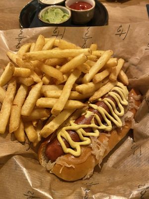Vegan Hot Dog  at Ferdinands Burgerbutze in Aachen