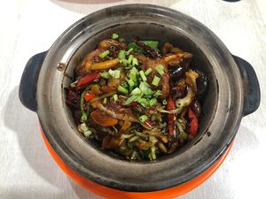 King pow chicken claypot   at Jin You Yuan 今友緣素食坊 in Central Singapore