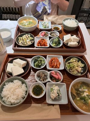 Vegan set and makgeolli😄 at Urban Tofu 도시두부가게  in Seoul