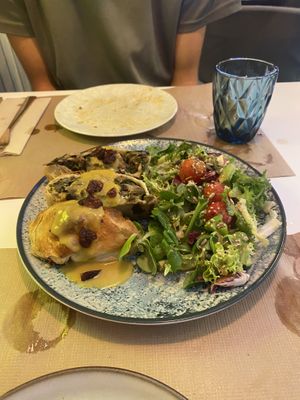 Wellingtonn  at A Corre Vexeta in Santiago De Compostela