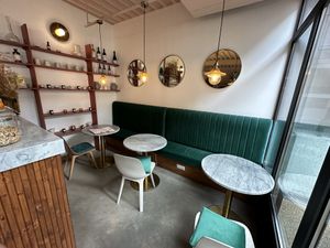   at Elemiah in Fontainebleau