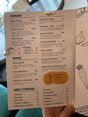   at Elemiah in Fontainebleau