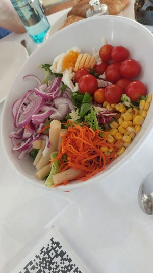 """"Vegan"""" salad at Restaurante Seis Perlas in El Campello