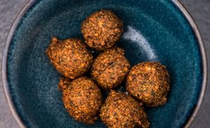 Falafel at Ropogó in Budapest