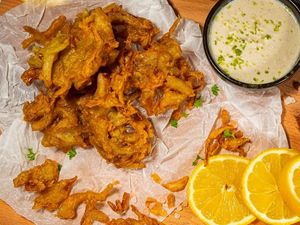 Fried onion artichokes at Ropogó in Budapest