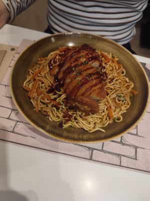  at UDON - Born in Barcelona