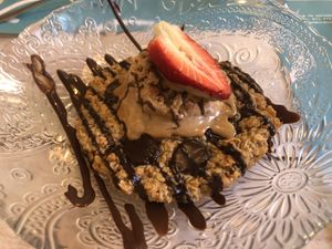 Warm oats cookie w/ice cream 😋  at Mareando la Huerta in Alicante