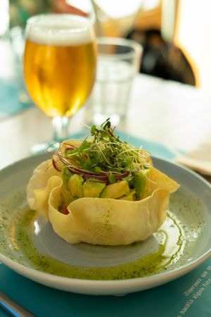 Tartar de quinoa at Mareando la Huerta in Alicante