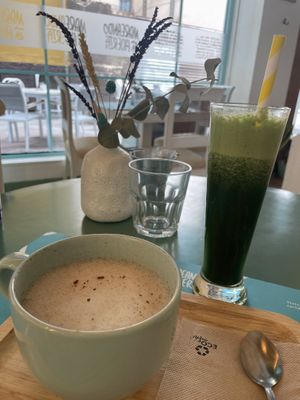 Batido verde  at Mareando la Huerta in Alicante