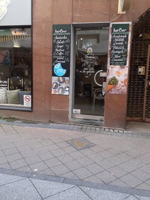  at herBar in Budapest