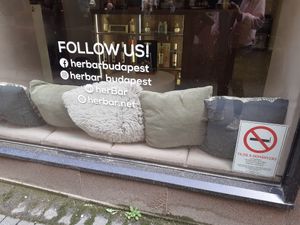  at herBar in Budapest