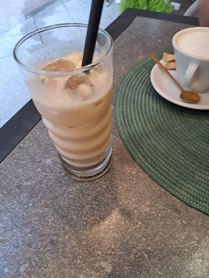 vegan iced latte at herBar in Budapest