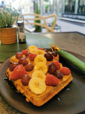 Peanut butter waffles at herBar in Budapest