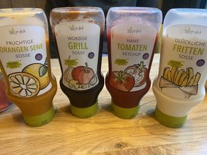 Alle Saucen sind vegan und wirklich lecker.  at Hans im Glück in Hannover