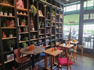 Interior at Pura Vida Vegan Tacos in Antwerpen