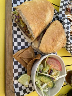   at Pura Vida Vegan Tacos in Antwerpen